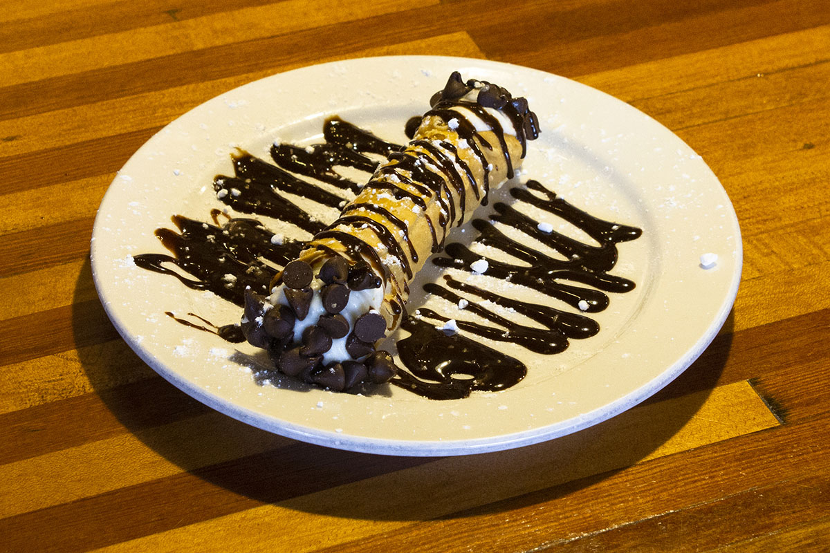 Our delicious, fresh made Newport Pizza cannoli cannot be passed up!